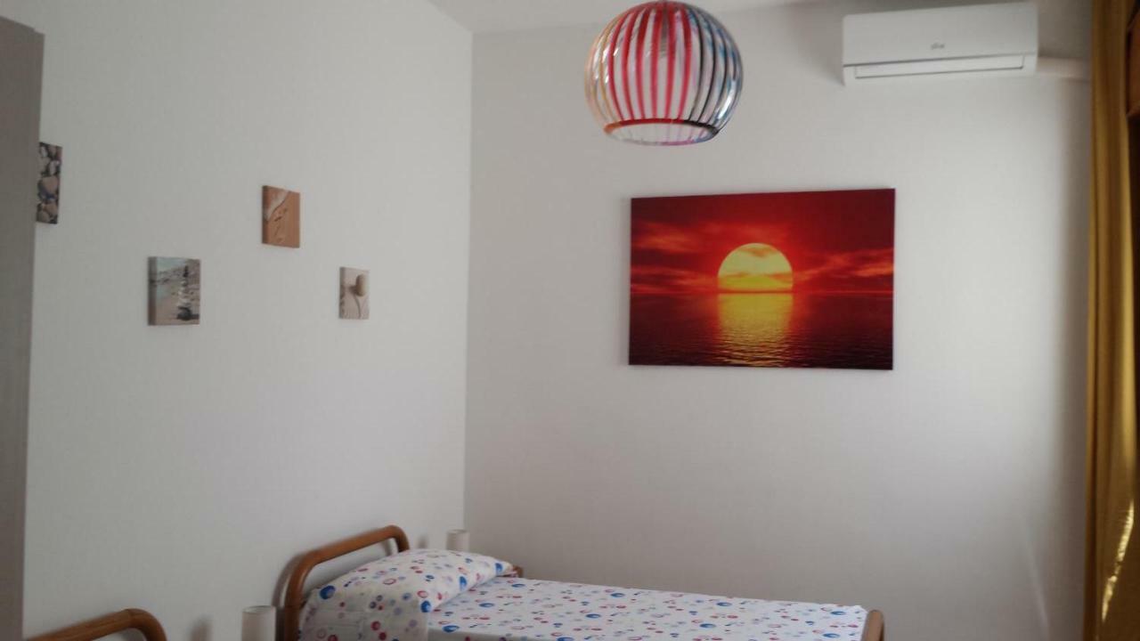 Villetta Acquamarina Torre Lapillo Eksteriør billede